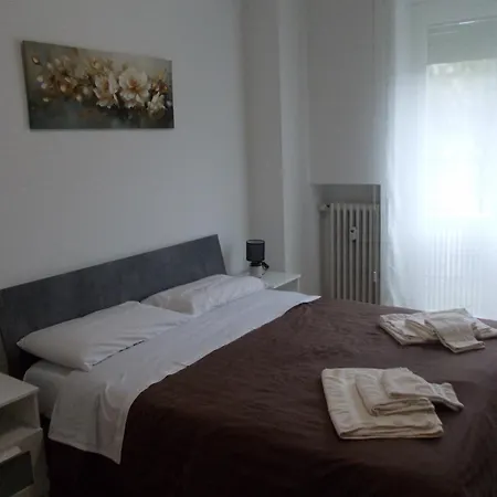 Casa Rose Vicino Al Centro Citta Apartmán *